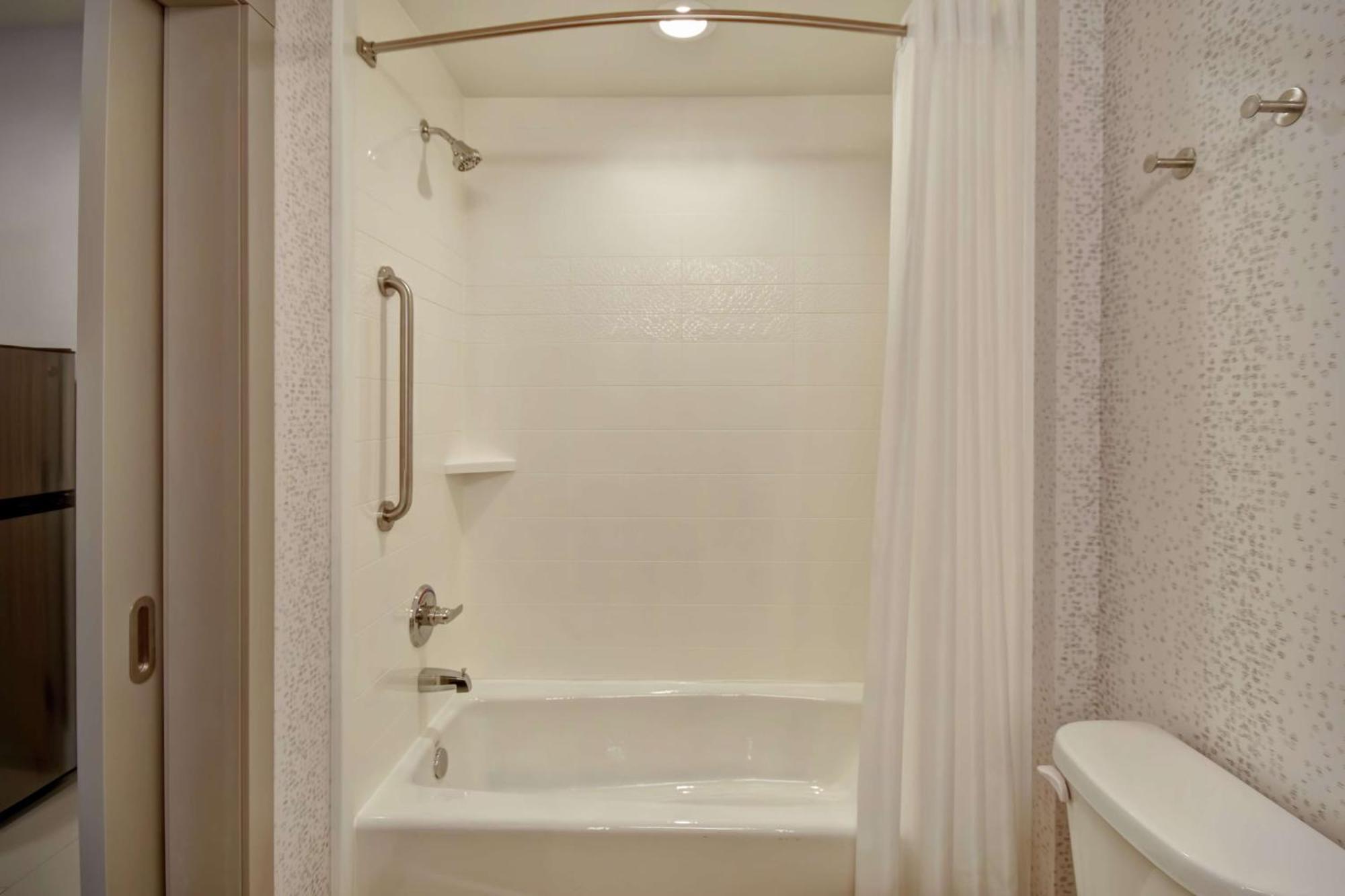 Home2 Suites By Hilton Wichita Northeast Esterno foto